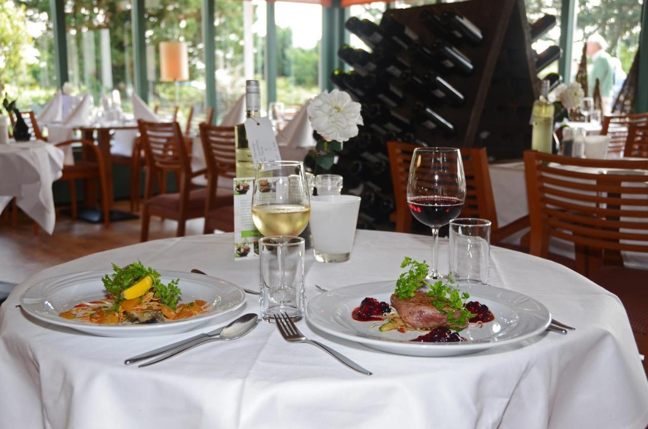 Hotel Fletcher Hotel-restaurant Amelander Kaap 4*